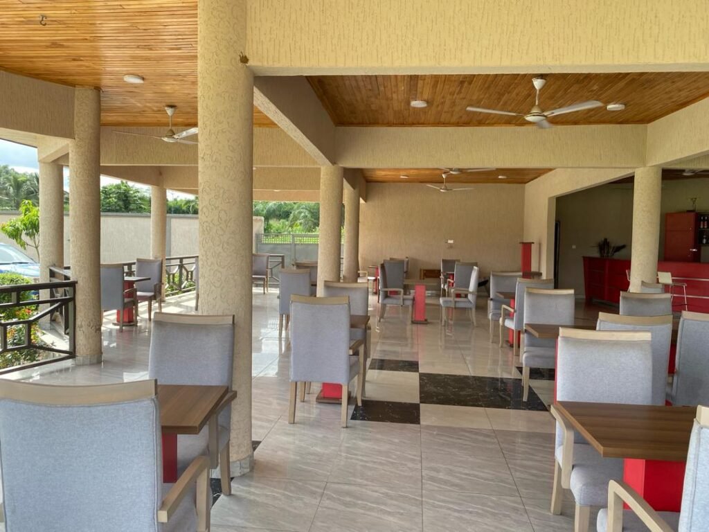 Best Restaurants in Tarkwa | Luxury Dining Experience – Golden Gift Palace